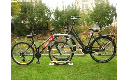 Stojak rowerowy SR-2 — model do przykręcenia — ocynkowany ogniowo — rura ø 4,24x0,2 cm i 2,5x0,2 cm