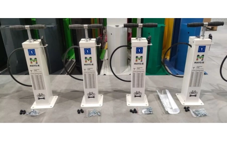 Publiczna pompka rowerowa PO-1.1.06 stal nierdzewna AISI 304 malowana proszkowo RAL