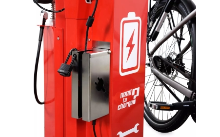 Stacja ładowania i naprawy rowerów SŁNR-1.1.07 Lion Box stal ocynkowana galwanicznie malowana proszkowo RAL